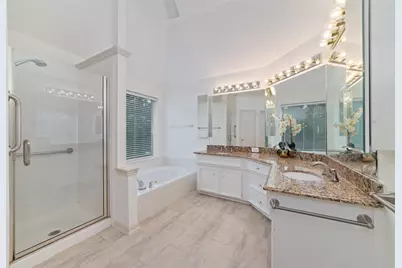 12435 Hazyglen Drive, Houston, TX 77082 - Photo 19