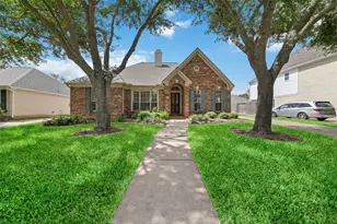 12435 Hazyglen Dr, Houston, TX 77082 - Photo 1
