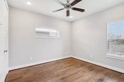 334 Yale Oaks Lane, Houston, TX 77091 - Photo 19