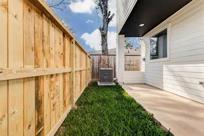 5912 Mayle Street #A/B, Houston, TX 77016 - Photo 29