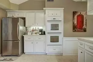 10210 Great Plains Ln, Houston, TX 77064 - Photo 9