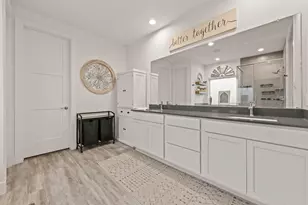 10009 Gray Jay Ct, Conroe, TX 77384 - Photo 17