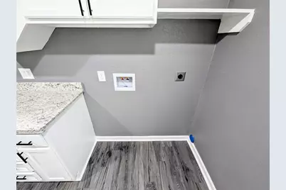 2015 Rosalee Street #4, La Marque, TX 77568 - Photo 11