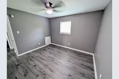 2015 Rosalee Street #4, La Marque, TX 77568 - Photo 15