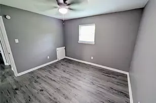 2015 Rosalee St, La Marque, TX 77568 - Photo 15