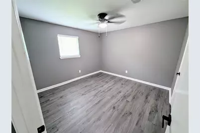2015 Rosalee Street #4, La Marque, TX 77568 - Photo 13