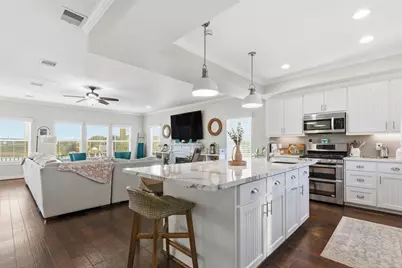 2009 Oceanview Drive, Seabrook, TX 77586 - Photo 9