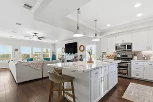 2009 Oceanview Dr, Seabrook, TX 77586 - Photo 9
