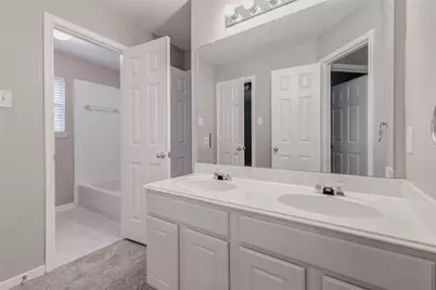 8915 Path Green Drive, Houston, TX 77095 - Photo 9