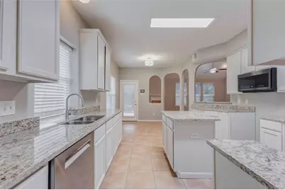 8915 Path Green Drive, Houston, TX 77095 - Photo 3