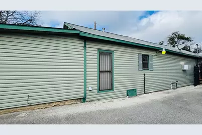 414 Vine Street, San Antonio, TX 78210 - Photo 13