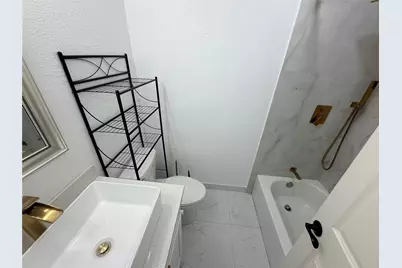 15865 Ridgeroe Lane, Houston, TX 77053 - Photo 11