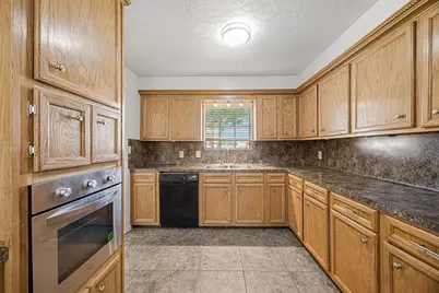 2510 Maxwell Lane, Deer Park, TX 77536 - Photo 17