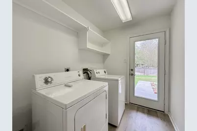 73 E Montfair Boulevard, The Woodlands, TX 77382 - Photo 19