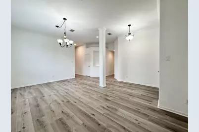 73 E Montfair Boulevard, The Woodlands, TX 77382 - Photo 5