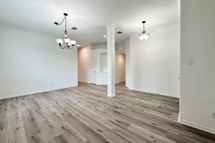 73 E Montfair Blvd, The Woodlands, TX 77382 - Photo 5