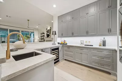 4534 Shetland Lane, Houston, TX 77027 - Photo 7