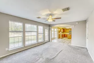 519 Holly Crest Dr, Spring, TX 77386 - Photo 5