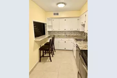 2503 McCue Road #6, Houston, TX 77056 - Photo 7