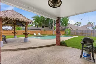 3820 Lake View Dr, Pearland, TX 77581 - Photo 17