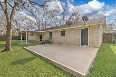 416 Southern Oaks Drive, Lake Jackson, TX 77566 - Photo 31