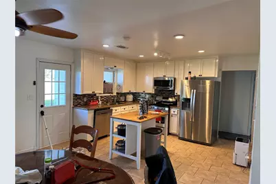 26 Lyncrest, Galveston, TX 77550 - Photo 7