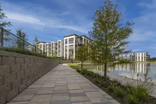 10421 Deerwood Rd, Houston, TX 77042 - Photo 21