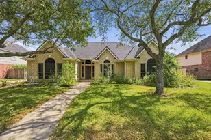 2845 Martina Dr, Friendswood, TX 77546 - Photo 1