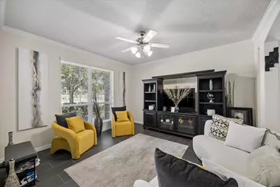 1822 Luminous Waters Lane, Rosharon, TX 77583 - Photo 5