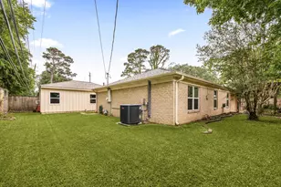 1803 Briarpark Dr, Houston, TX 77042 - Photo 29