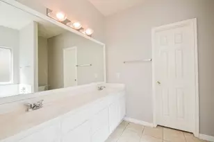 18334 Grove Brook Ln, Cypress, TX 77429 - Photo 7