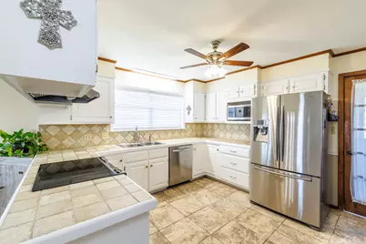 2110 Immenhauser Road, Yoakum, TX 77995 - Photo 9