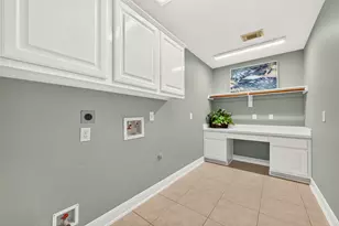 10 Surrey Run Pl, The Woodlands, TX 77384 - Photo 35