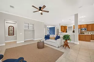 10 Surrey Run Pl, The Woodlands, TX 77384 - Photo 19