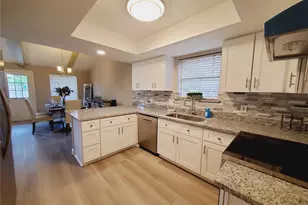 2518 Sage Brush Ln, Sugar Land, TX 77479 - Photo 7