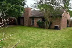 3934 Kitchen Hill Ln, Sugar Land, TX 77479 - Photo 9