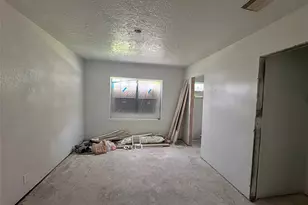 6111 Westover St, Houston, TX 77033 - Photo 7