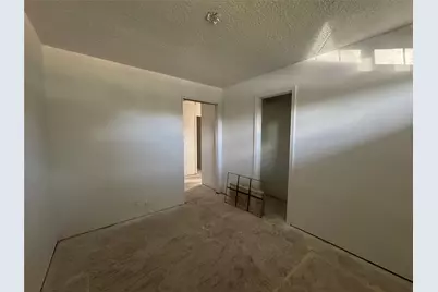 6111 Westover Street, Houston, TX 77033 - Photo 7
