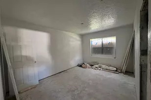 6111 Westover St, Houston, TX 77033 - Photo 3