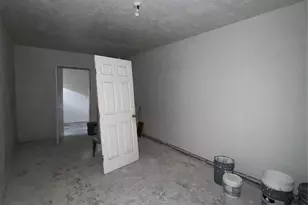 6111 Westover St, Houston, TX 77033 - Photo 1