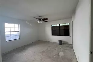 6111 Westover St, Houston, TX 77033 - Photo 19