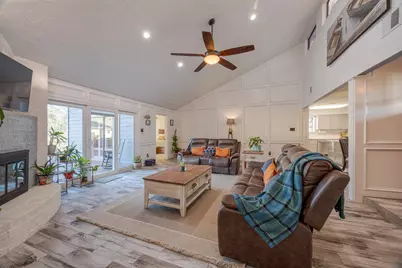 21210 Papoose, Crosby, TX 77532 - Photo 9