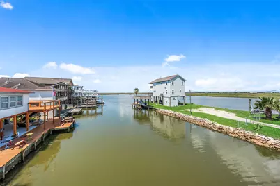 116 Bayou Vista Drive, Hitchcock, TX 77563 - Photo 5