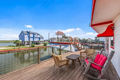 116 Bayou Vista Drive, Hitchcock, TX 77563 - Photo 9