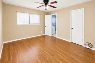 430 Shady Glade Dr, Houston, TX 77090 - Photo 19