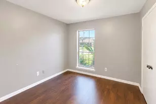 430 Shady Glade Dr, Houston, TX 77090 - Photo 17