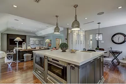 5402 Willers Way, Houston, TX 77056 - Photo 11