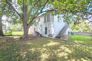 2500 Avenue H, Bay City, TX 77414 - Photo 17