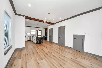 7925 Ritz Street #B, Houston, TX 77028 - Photo 9