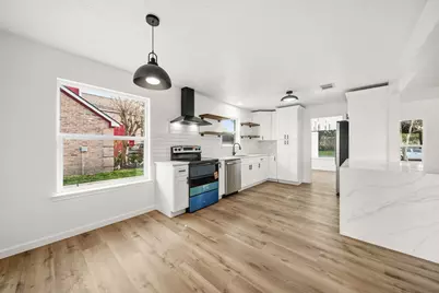 11410 Galbreath Drive, Houston, TX 77066 - Photo 9